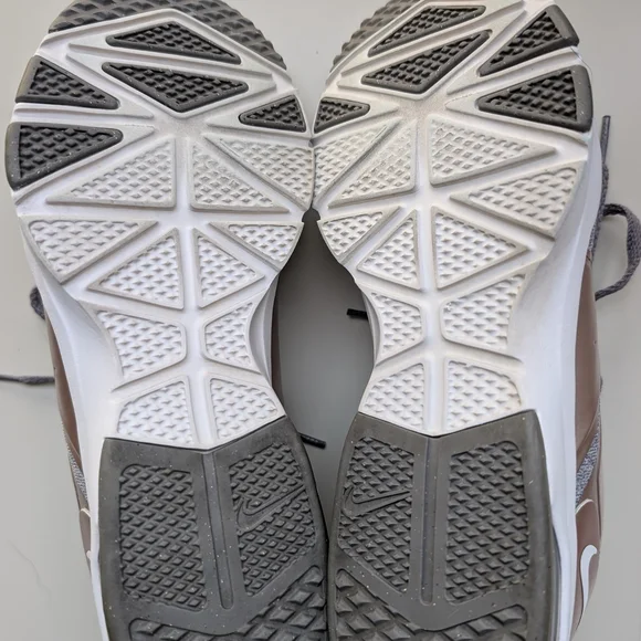 Nike Womens AIR BELLA TR PRM Grey / Rose Gold  training Shoes women's size 8 - Picture 10 of 10